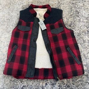 NWT Buffalo Plaid Sherpa Lined Vest